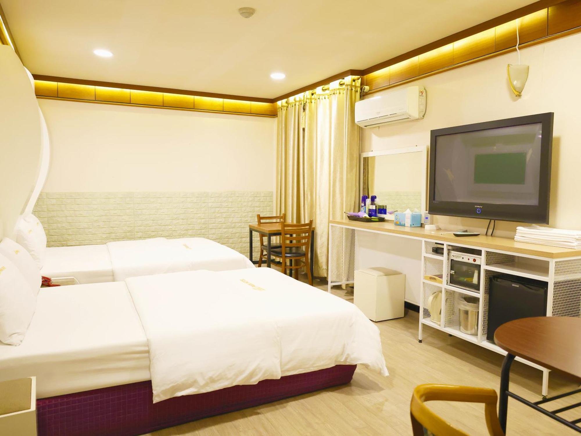 Goodstay Andong Park Hotel Zewnętrze zdjęcie