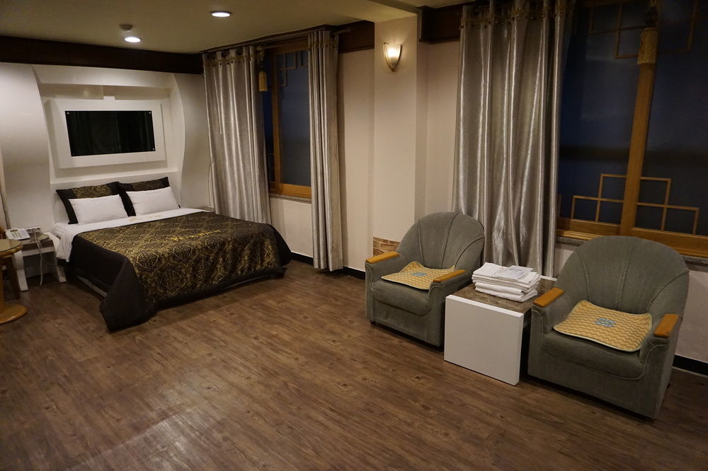 Goodstay Andong Park Hotel Zewnętrze zdjęcie